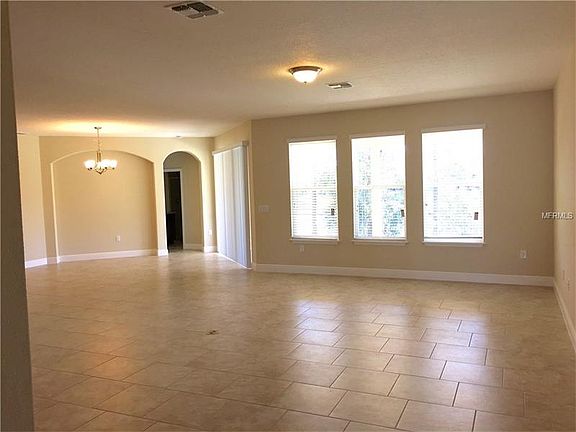 4th image of 1312 Lake Baton Dr