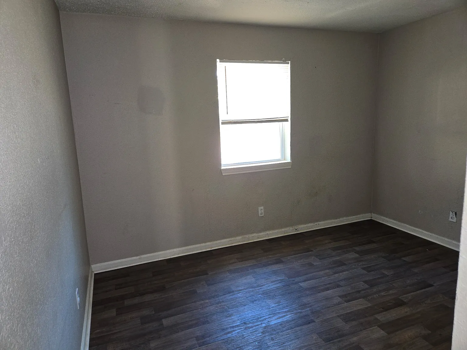 1102 W 51st - . — Photo 4