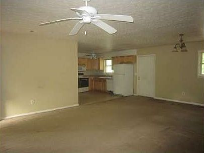 3rd image of 6302 Sherrian St