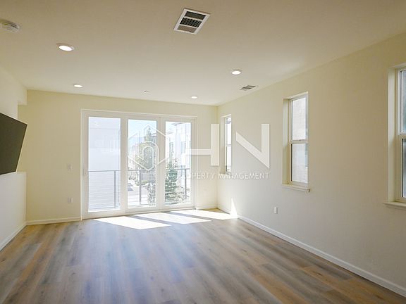 4th image of 3018 San Jose Vineyard Ct