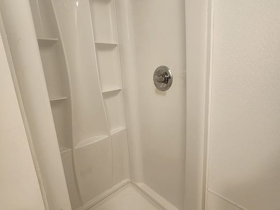 4th image of 66 Ball St APT 4