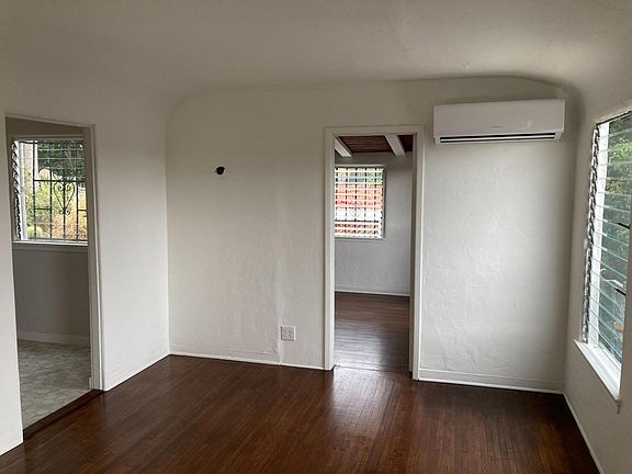 4th image of 4423 Ellenwood Dr