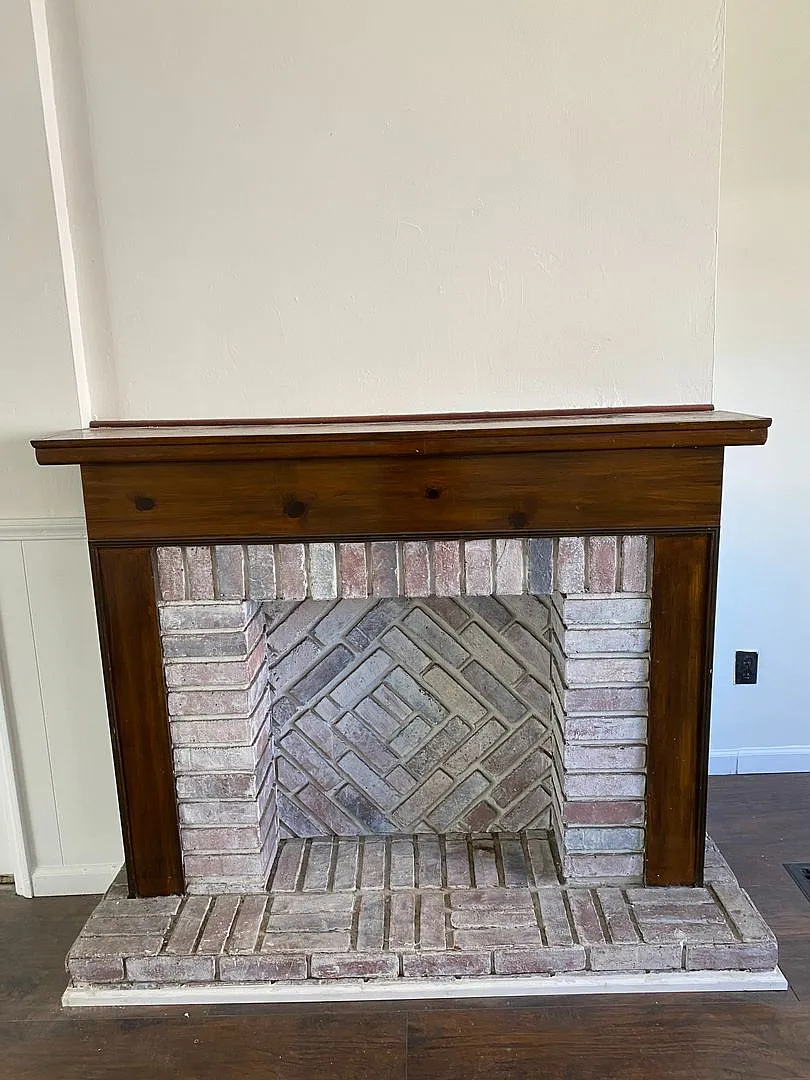 Newly Renovated 2 Bedroom In The Heart Of Bloomfield! — Photo 4