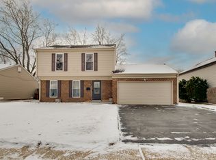 147 W Altgeld Ave, Glendale Heights, IL 60139