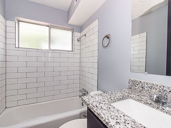 2nd image of 4320 Wesley St APT 7