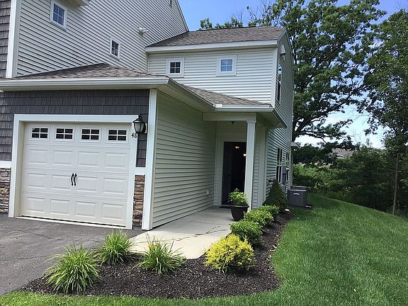 5th image of 48 Whitaker Dr