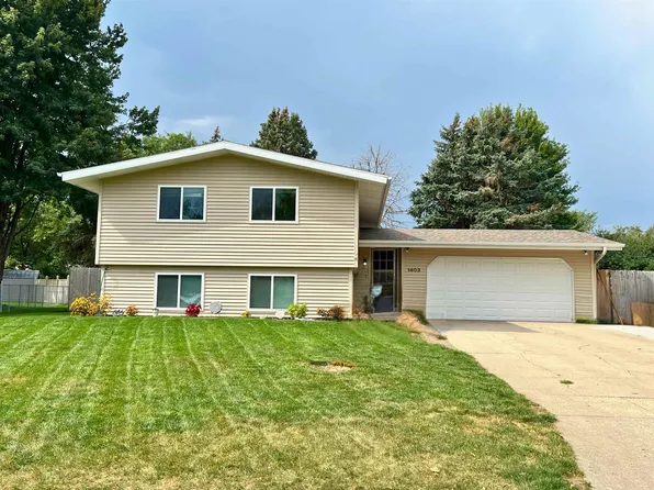1403 Marks Ct, Spencer, IA 51301