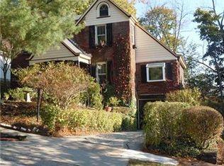 475 Carnegie Dr, Pittsburgh, PA 15243