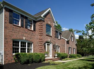 5 Almond Ct, West Windsor, NJ 08550