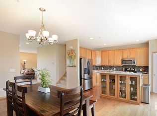 5042 Yuma Ln N, Plymouth, MN 55446