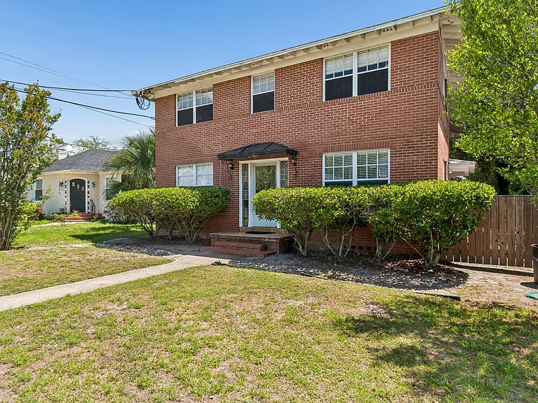 1731 Flagler Ave — Photo 52