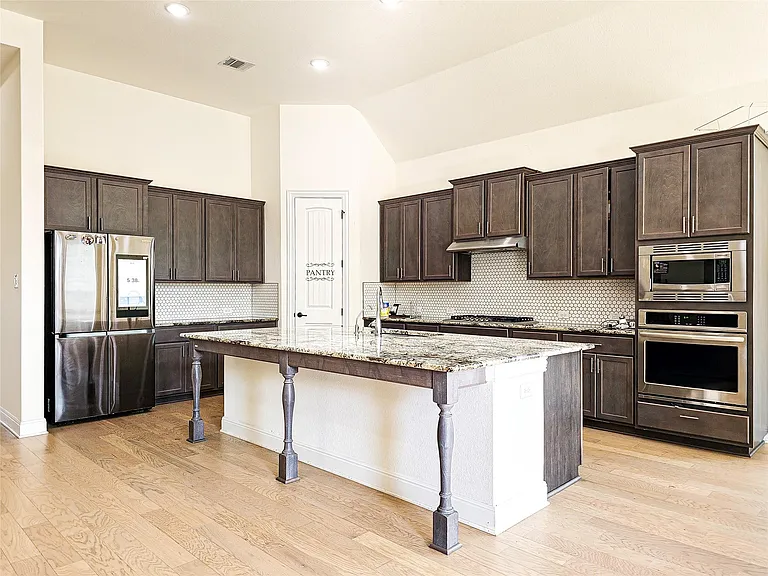 813 Sunny Ridge Dr — Photo 11