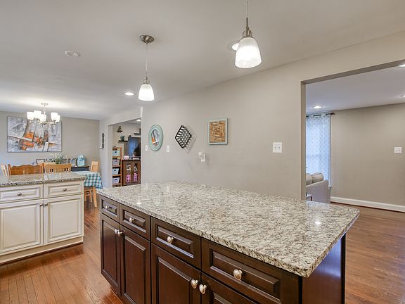 3rd image of 12554 Lake Coventry Dr