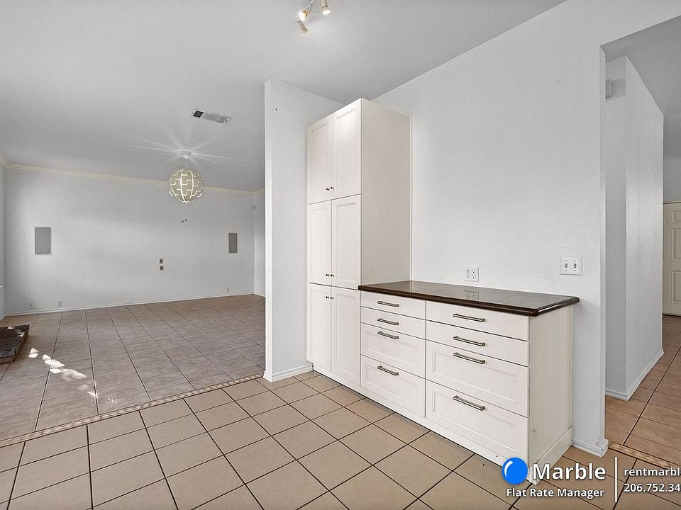 1st image of 1418 Nandina Dr