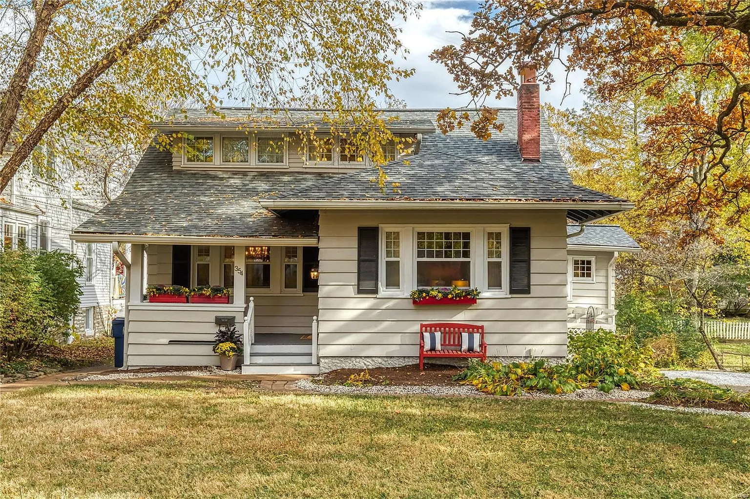 354 S Elm Ave photo 1
