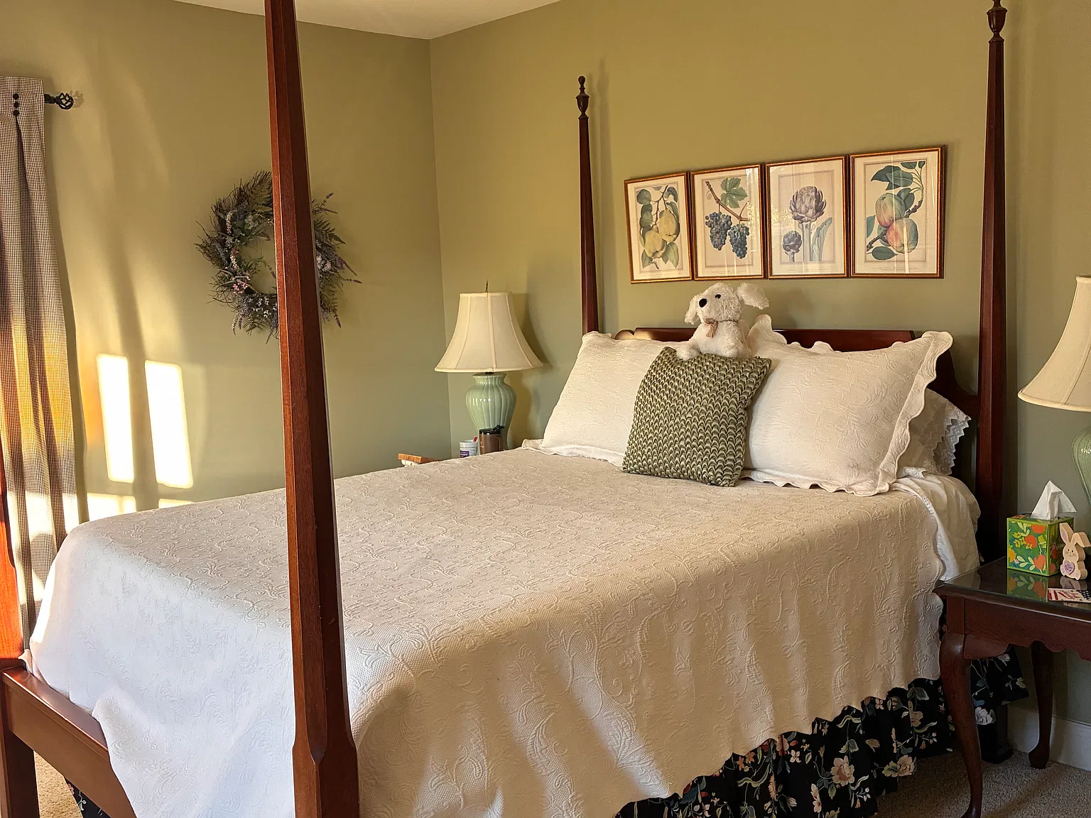 4 bed, 3.5 bath, 2800 sqft, $2,880 — Photo 2