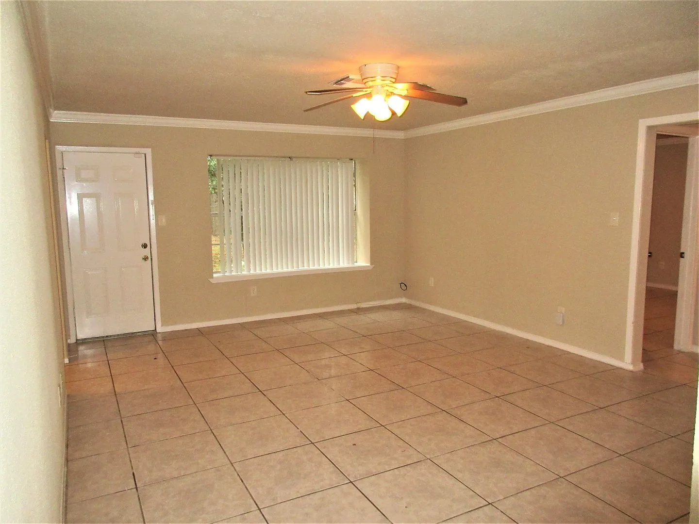 7802 Peacock Park Ask about our No Cash Security Deposit Option — Photo 4
