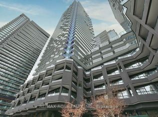 110 Broadway Ave #2213, Toronto, ON M4P 1V7