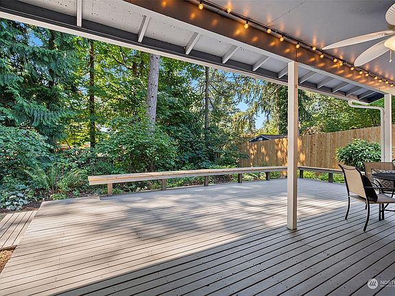 5th image of 7023 Glen Terra Court SE