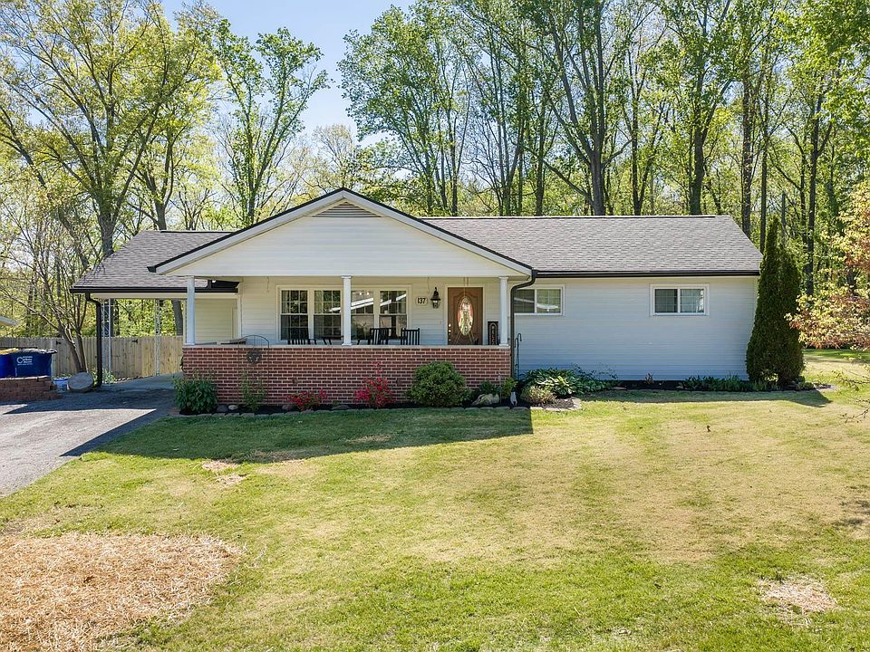 1st image of 137 Edgewood Dr