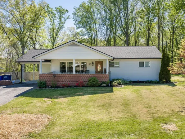 137 Edgewood Dr, Bedford, IN 47421