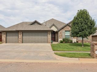 9113 NW 89th St, Yukon, OK 73099