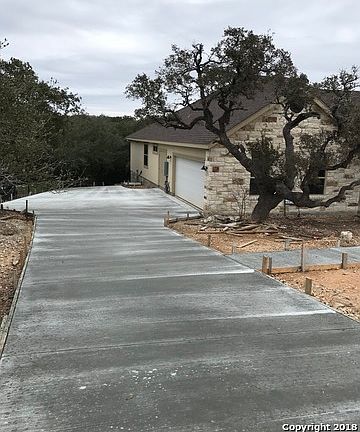 3rd image of 1750 Mountain Spgs