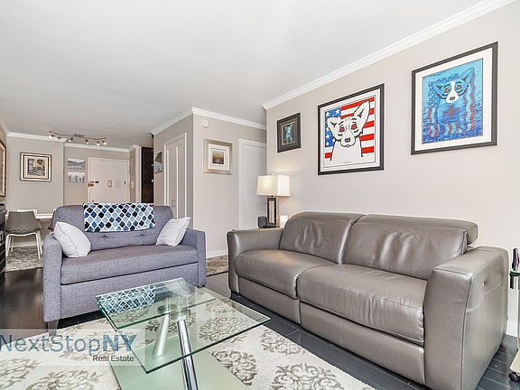3rd image of 245 E 54th St APT 18A