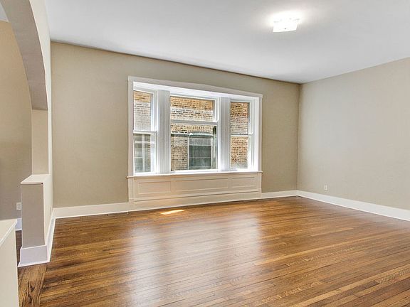 4th image of 1812 S Millard Ave APT 1