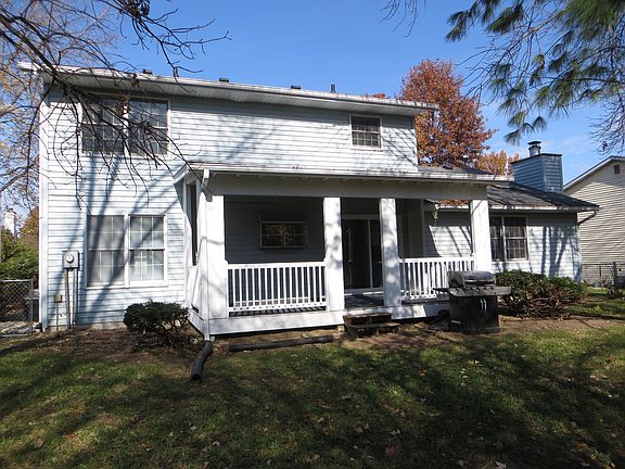 3rd image of 816 Chancellor Dr
