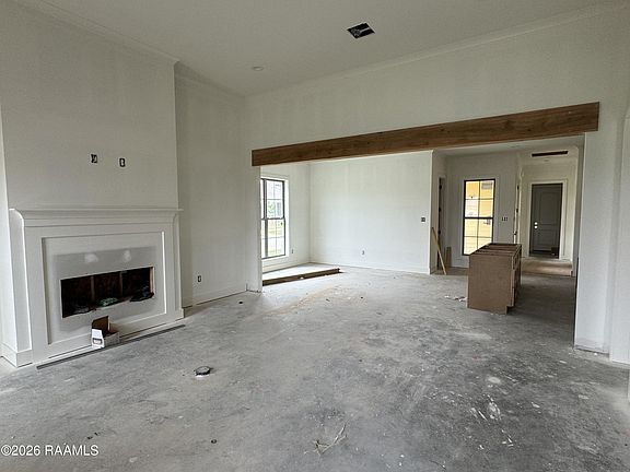 3rd image of 301 Cypress Ridge Dr