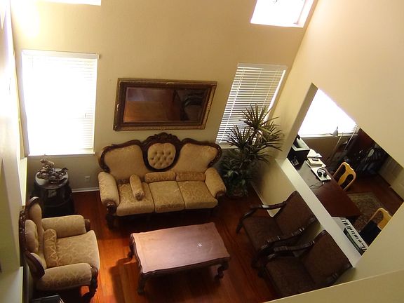 3rd image of 11399 Eastview Point