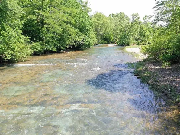 423 Village Ave, Norman, AR 71960