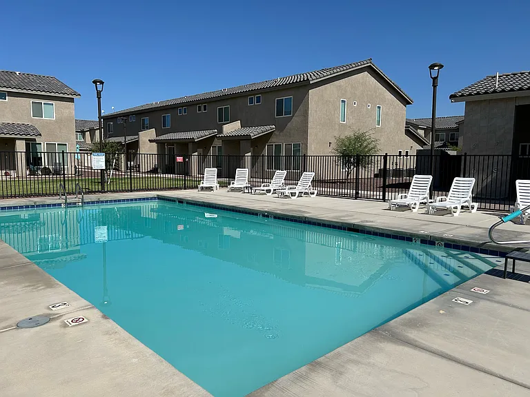 Desert View Villas Luxury Townhomes — Photo 16