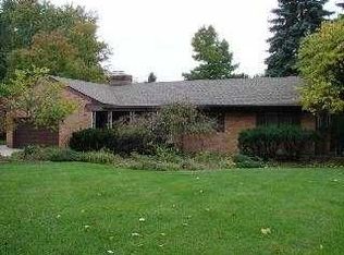 6015 Sylvan Green Rd, Sylvania, OH 43560