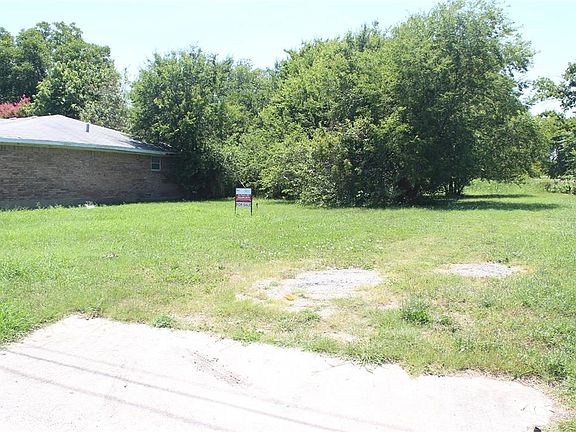 4th image of 405 Main St Lot 3