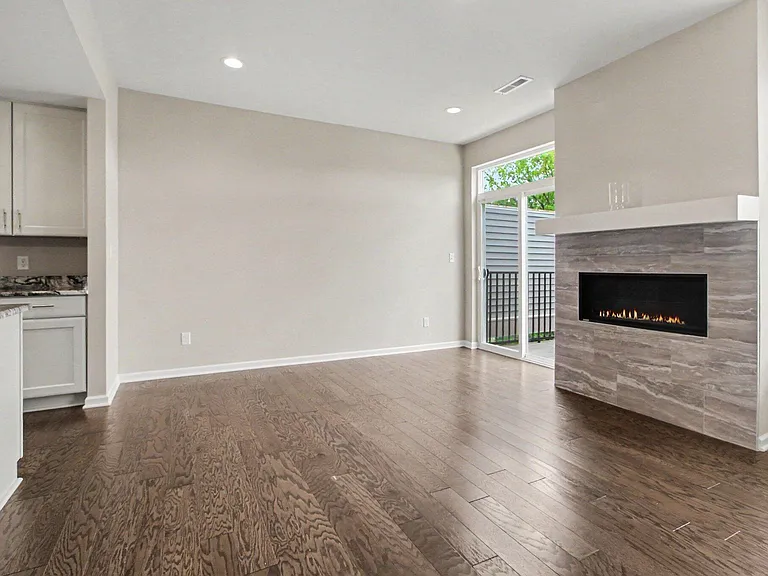 2717 Bristol Ridge Dr — Photo 9