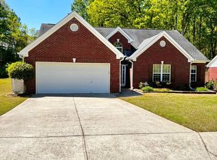 2608 Cascade Cove Dr, Buford, GA 30519