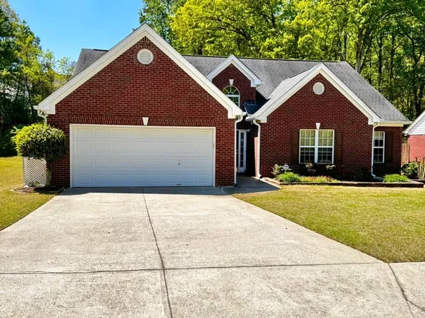 2608 Cascade Cove Dr, Buford, GA 30519