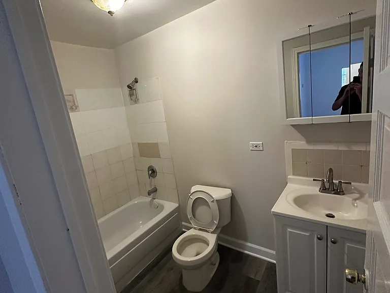 2230 S Kedzie Ave #1R — Photo 7