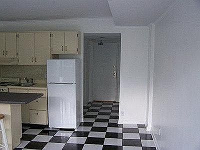 4th image of 1700 Clinch Ave APT 412
