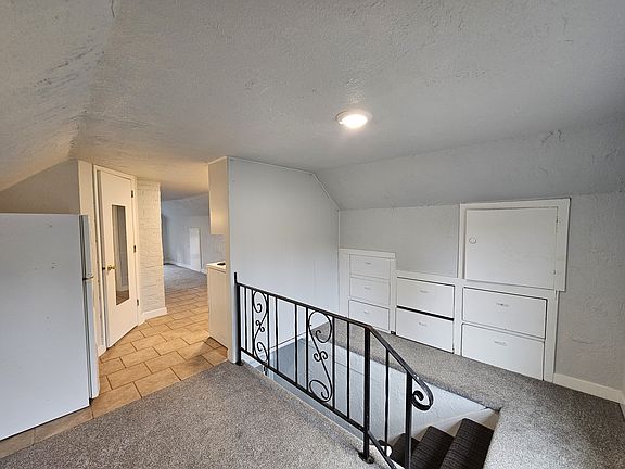 3rd image of 1315 4th St #E