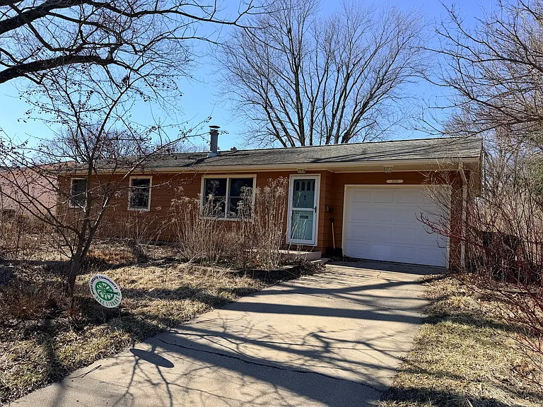 3226 Friendship St — Photo 1