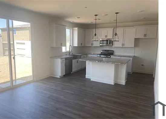 133 Walkabout Ct