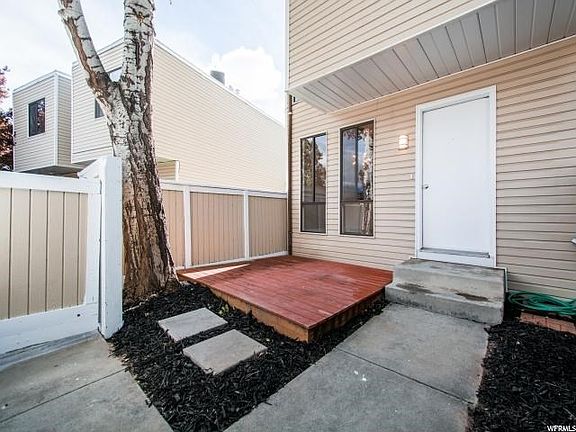 3rd image of 5232 S Gravenstein Park