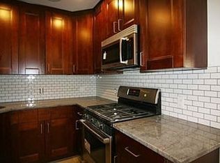 172 Bayard St APT 3, Brooklyn, NY 11222