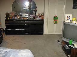 Large upstairs bedroom