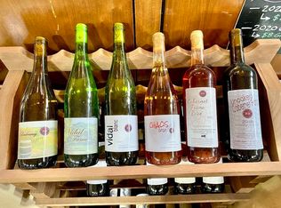 335 Old Fall River Rd, North Dartmouth, MA 02747