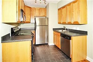 4th image of 5347 N College Ave APT 101