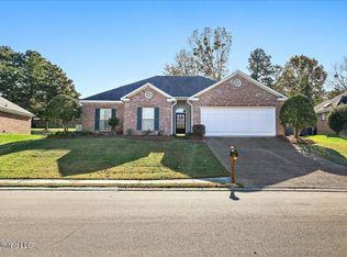 243 N Ridge Dr, Madison, MS 39110